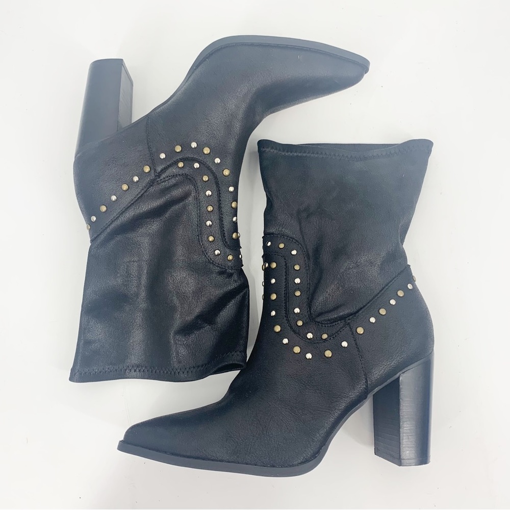 Oasis Society "Walk On By" Ankle Boot. Women's Size 7.5. Vegan Leather